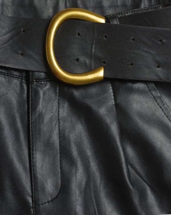 Pantalon de cuero de color negro