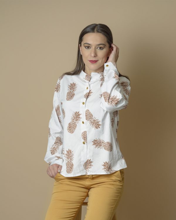 Camisa Blanca con piña