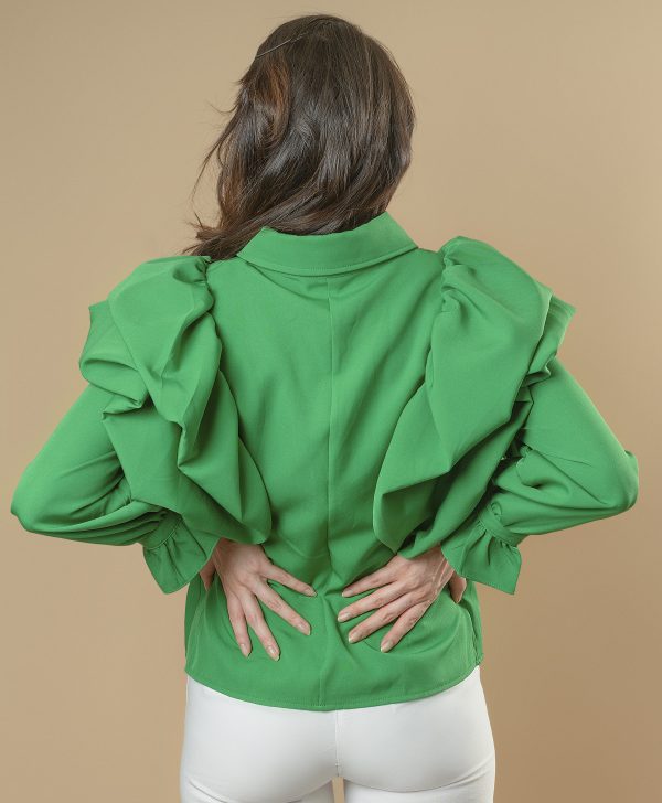 Camisa verde con volados